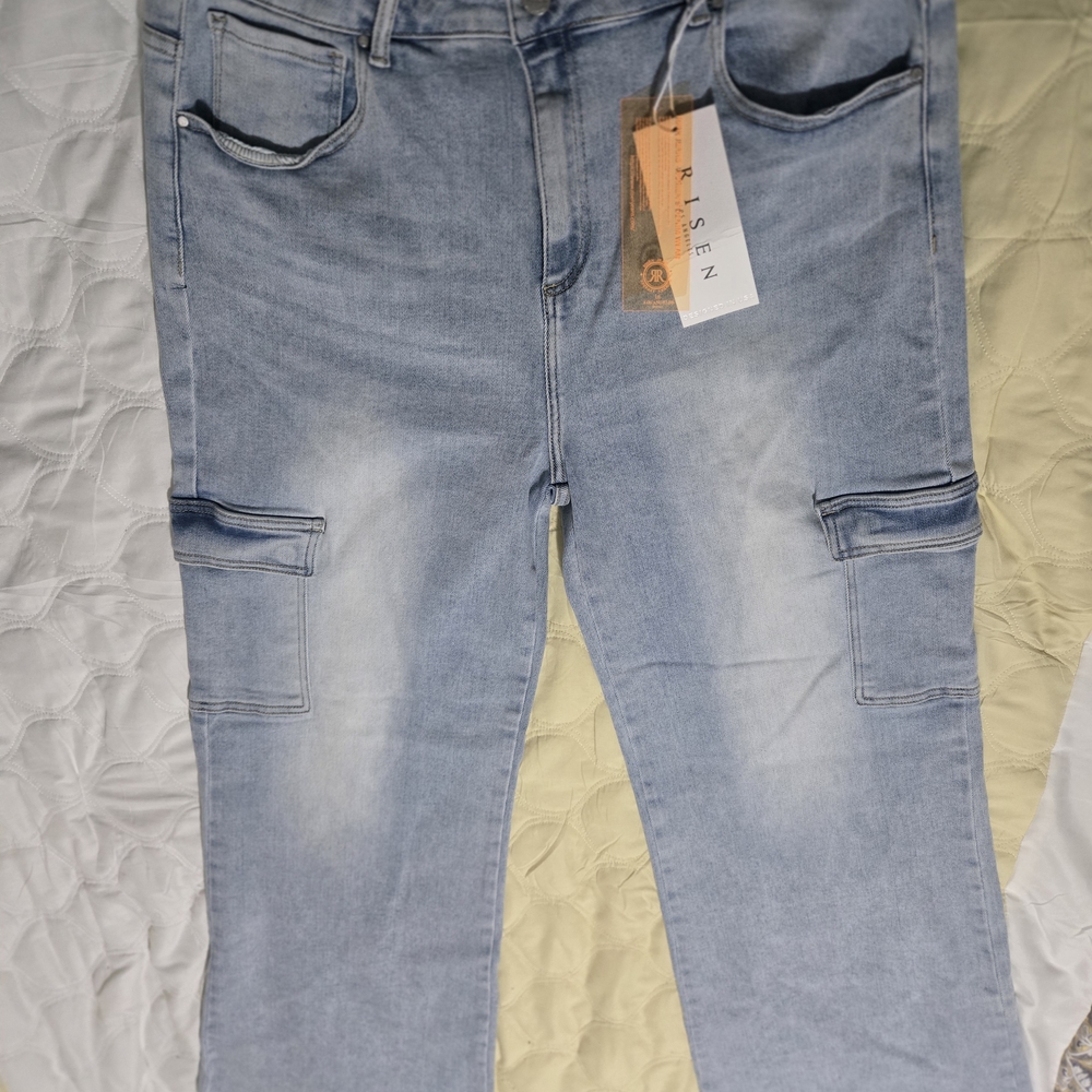 Risen Women's Light Wash Wide Leg Jeans